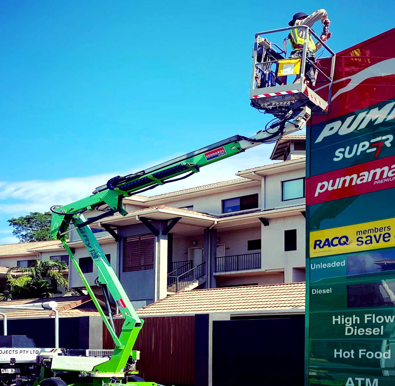 Cairns Electrician Near Me